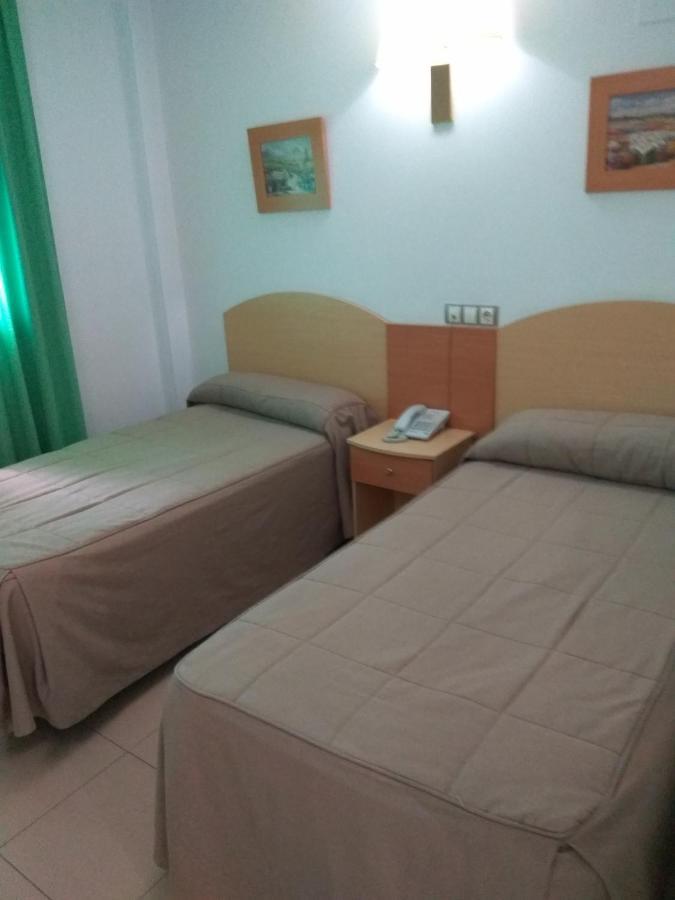 Hostal El Arco Mejorada Del Campo Eksteriør bilde