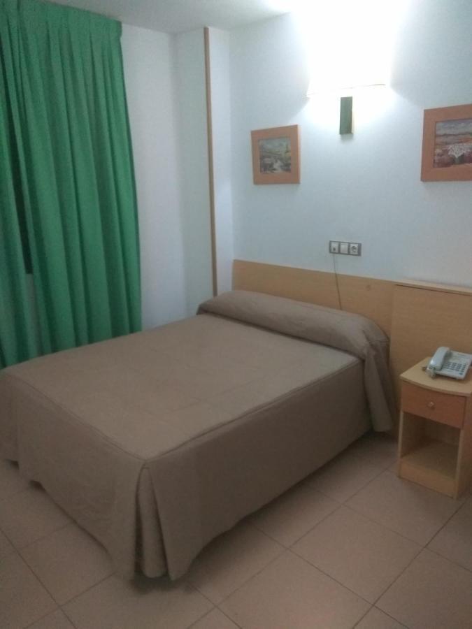 Hostal El Arco Mejorada Del Campo Eksteriør bilde