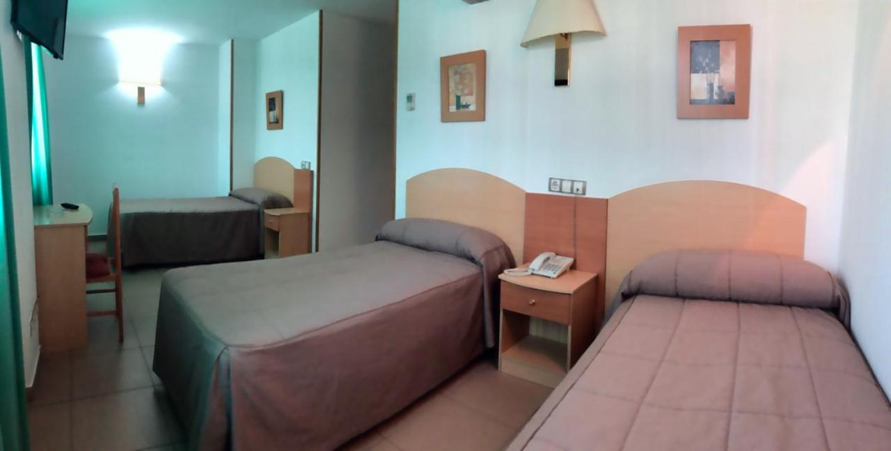Hostal El Arco Mejorada Del Campo Eksteriør bilde