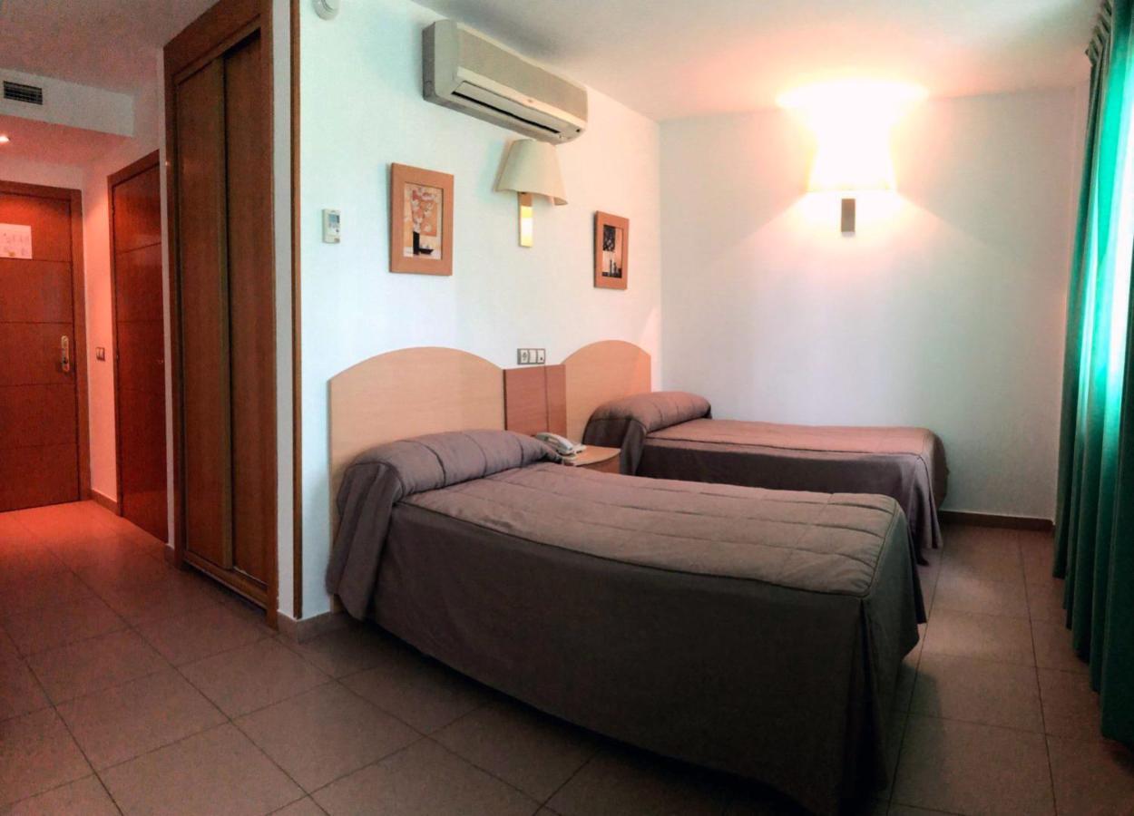 Hostal El Arco Mejorada Del Campo Eksteriør bilde